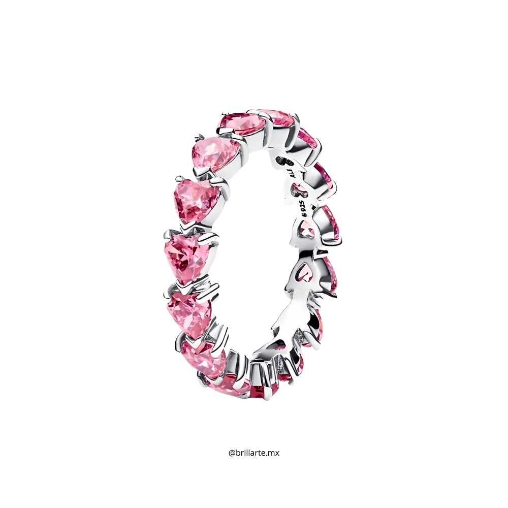 Anillo varios corazones rosas