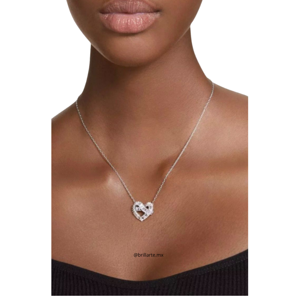 Collar Swarovski Corazón Matrix