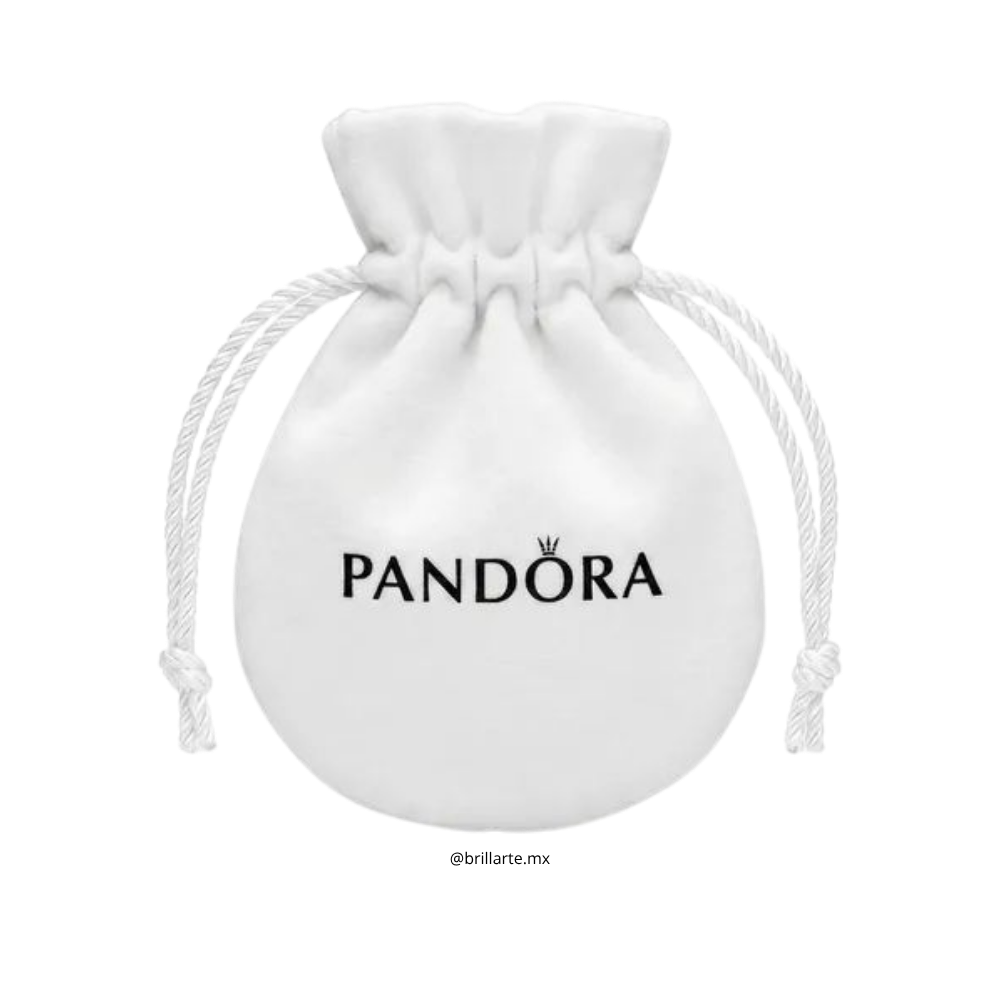 Saquito blanco con logo Pandora