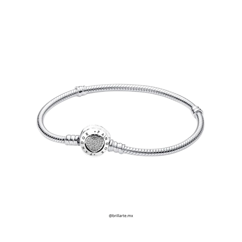 Brazalete Pandora con cierre de corazón brillante