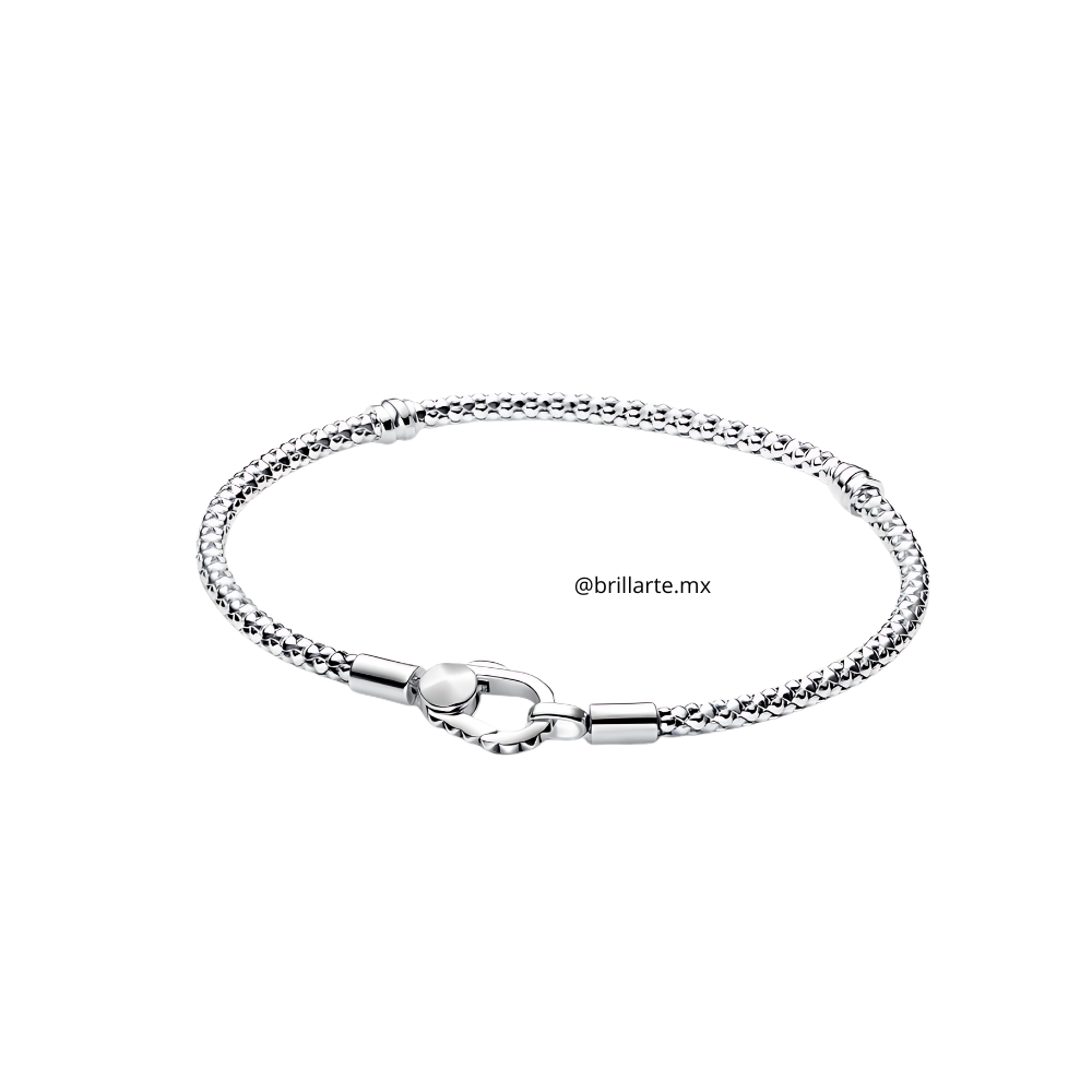 Brazalete moments tachuelas