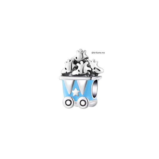 Charm Woodstock Snoopy