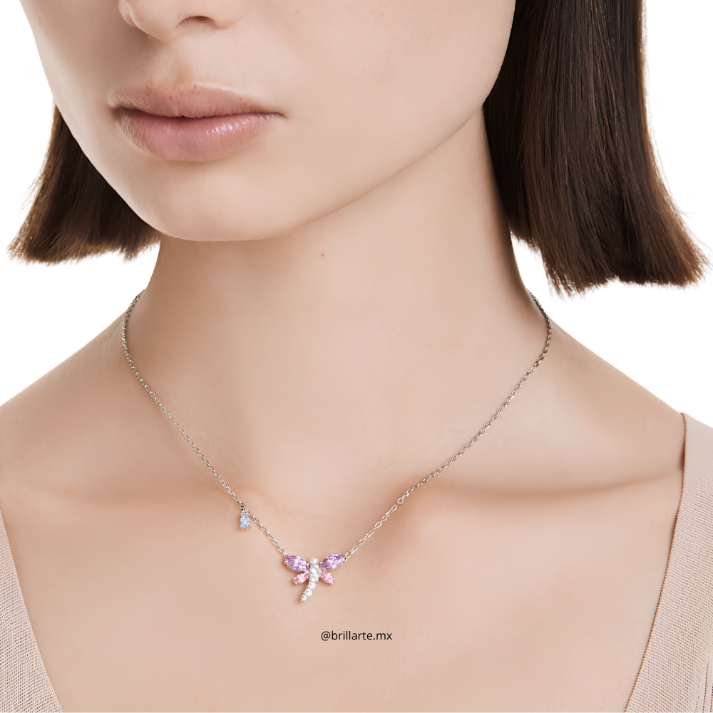 Collar Ariana Grande x Swarovski, libélula lila