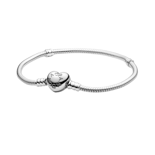 Pulsera Pandora con broche de corazón