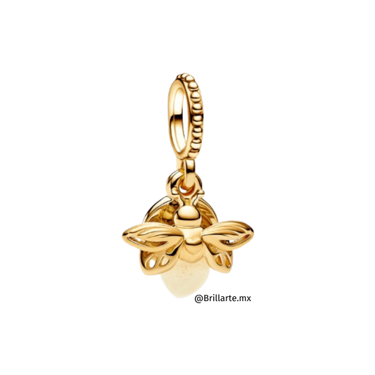 Charm luciernaga dorada