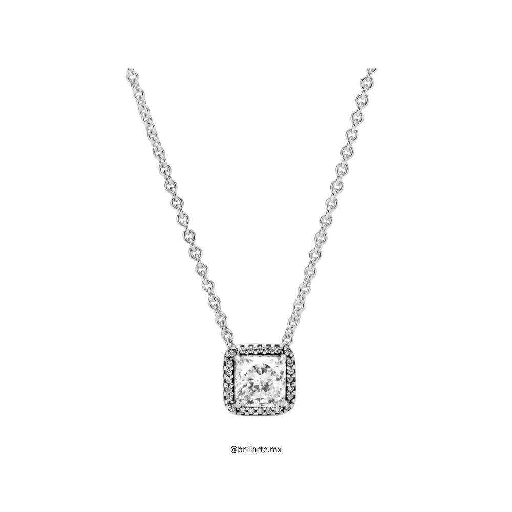 Collar cuadrado