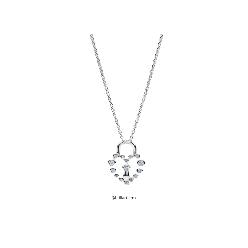 Collar candado de corazón