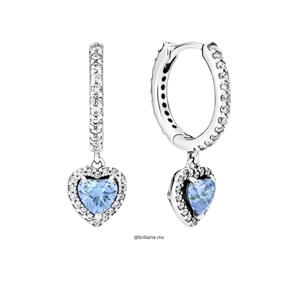 Aretes corazón celeste