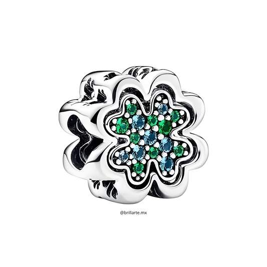 Charm trébol