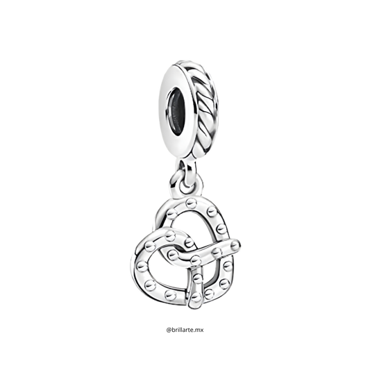 Charm pretzel