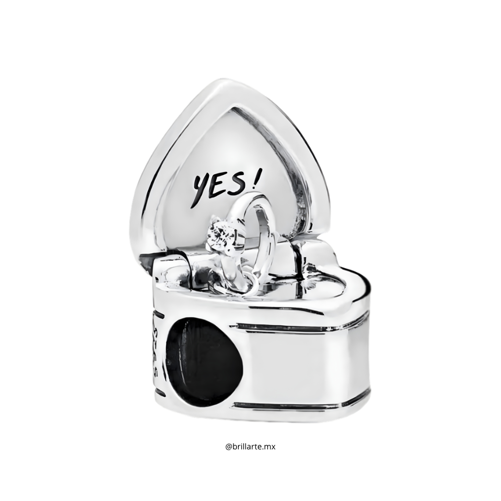 Charm anillo de compromiso