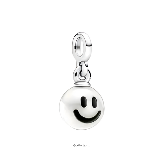 Charm cara feliz redonda