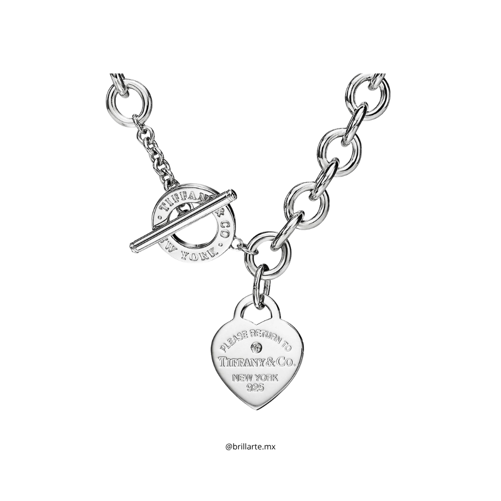 Collar con placa Tiffany