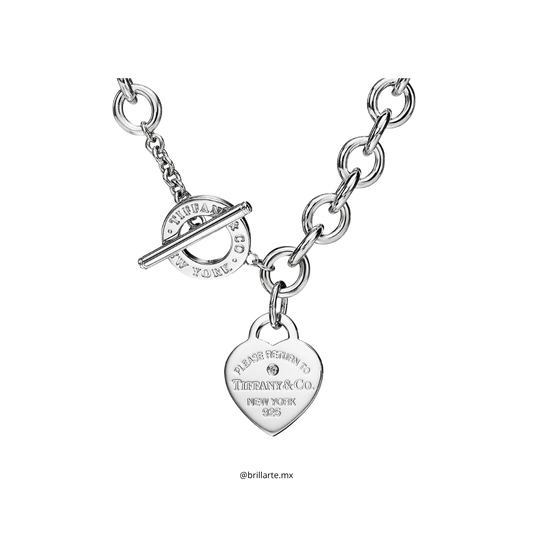 Collar con placa Tiffany