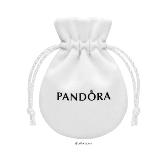 Saquito blanco con logo Pandora