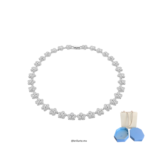 Collar Ariana Grande flores