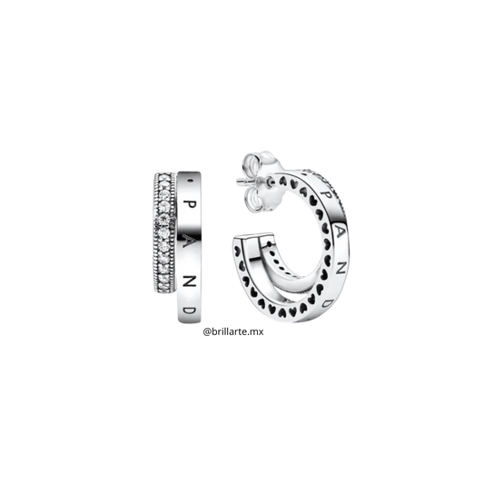 Aretes de aro doble con brillos con logo