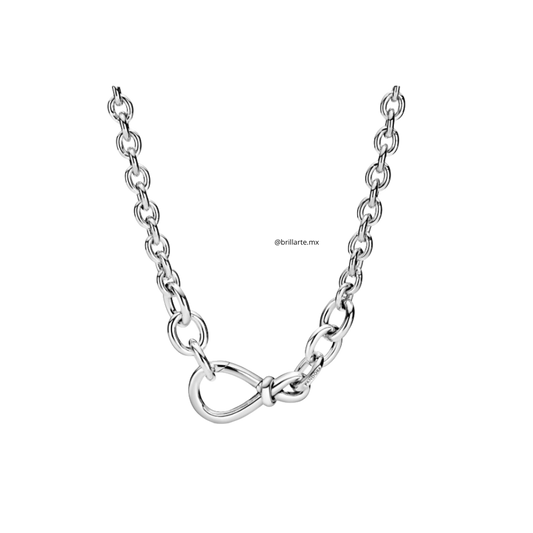 Collar eslabones con nudo de infinito