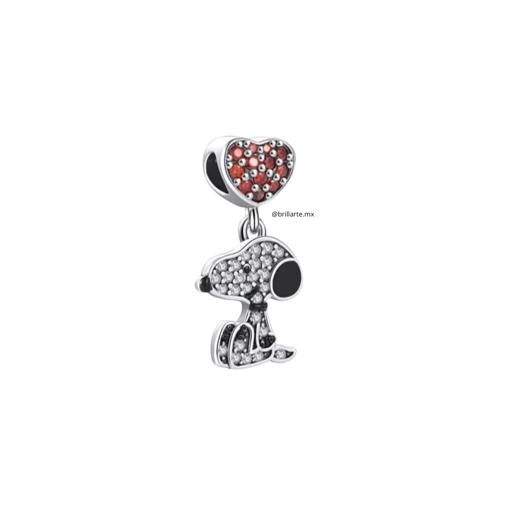 Charm Snoopy corazón rojo