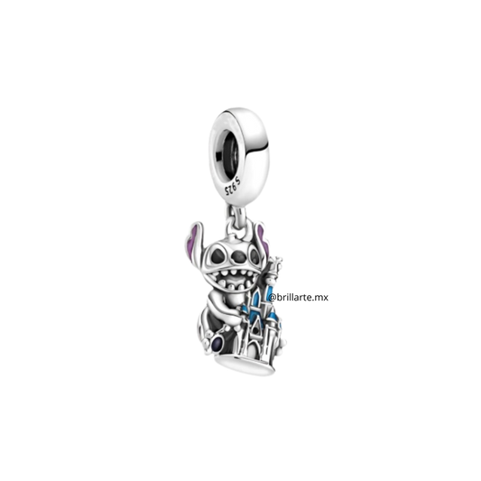 Charm Stitch castillo